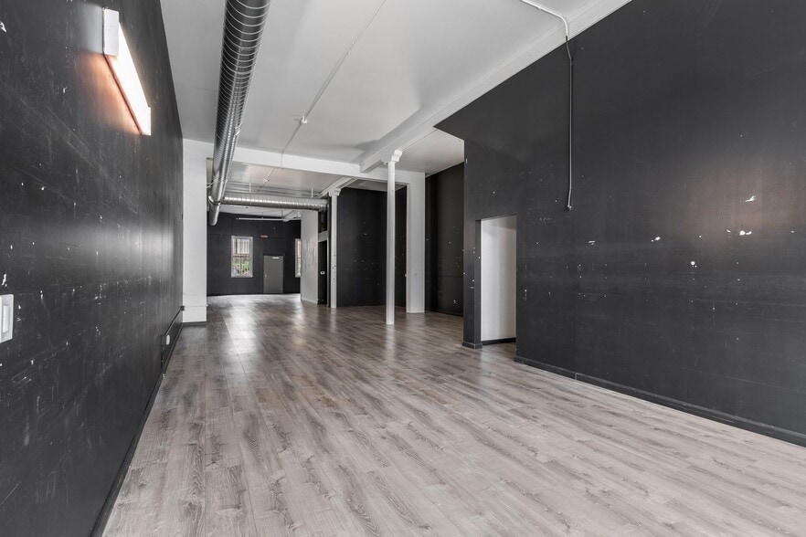 More Photos Of 1018-1020 Valencia St, San Francisco Storefront Retail Residential For Lease