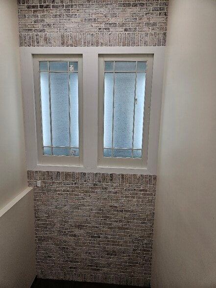 More Photos Of 36-50 Lakeville Rd, New Hyde Park Office For Lease