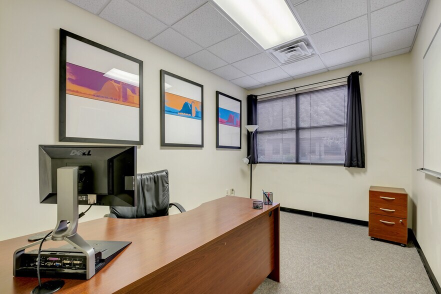 More Photos Of 1917 Commonwealth Ln, Tallahassee Medical For Lease