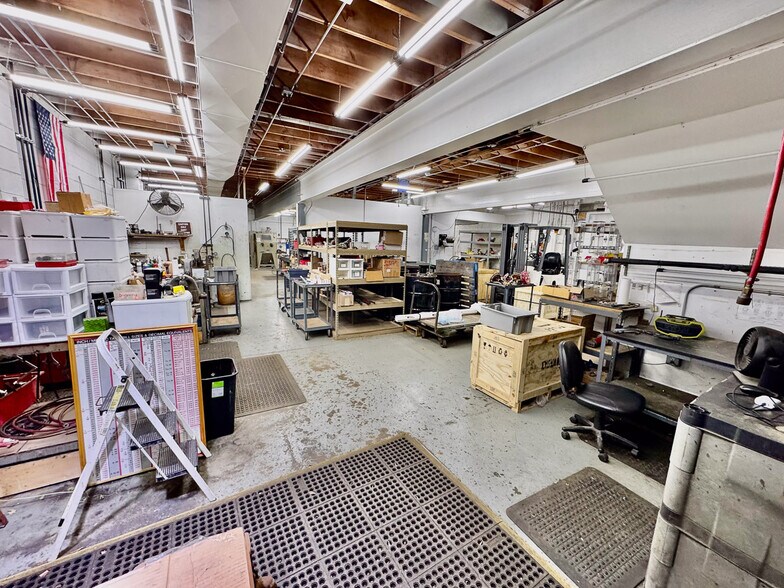 More Photos Of 1050 Triplett Blvd, Akron Warehouse For Sale