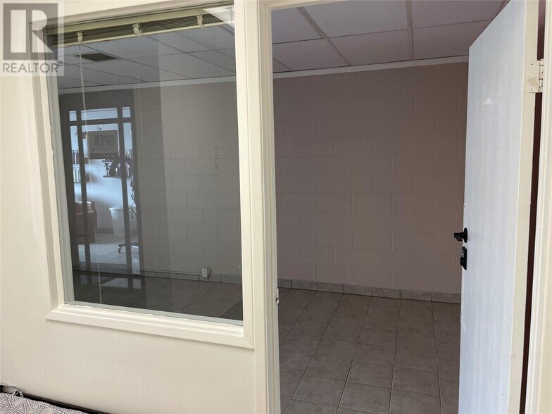 More Photos Of 2810 48 Av, Vernon Storefront Retail Office For Lease