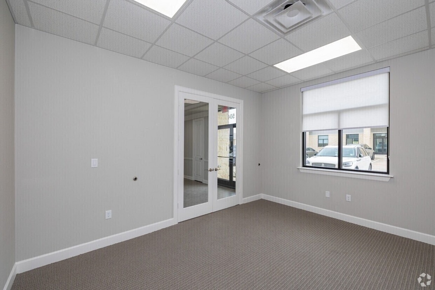 More Photos Of 26717 Westheimer Pky, Katy Medical For Sale
