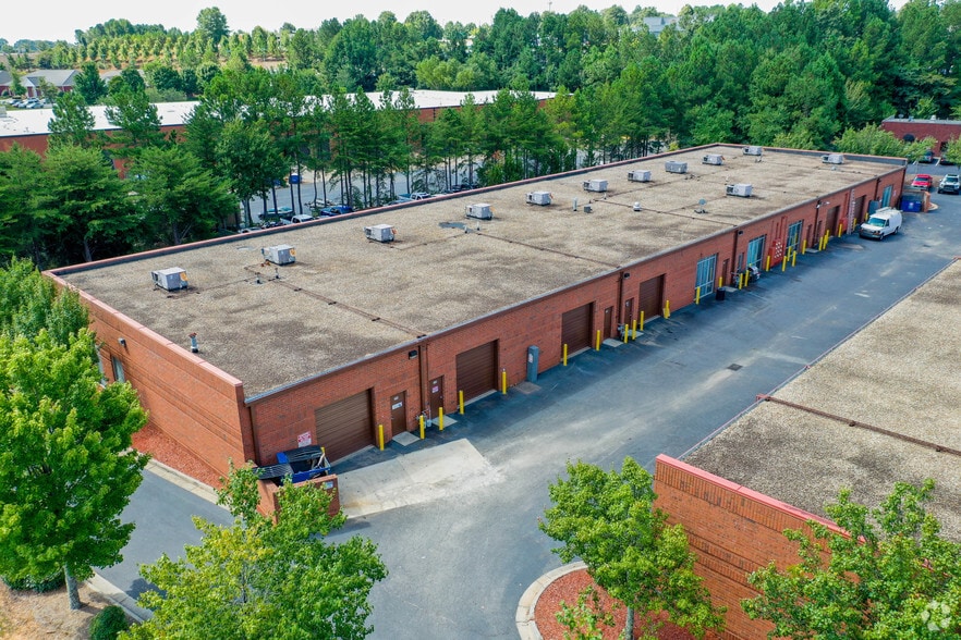 More Photos Of 4560 Atwater Ct, Buford Unknown For Lease