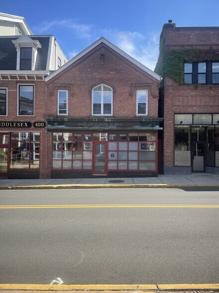 Primary Photo Of 107 College St, Middletown Specialty For Lease
