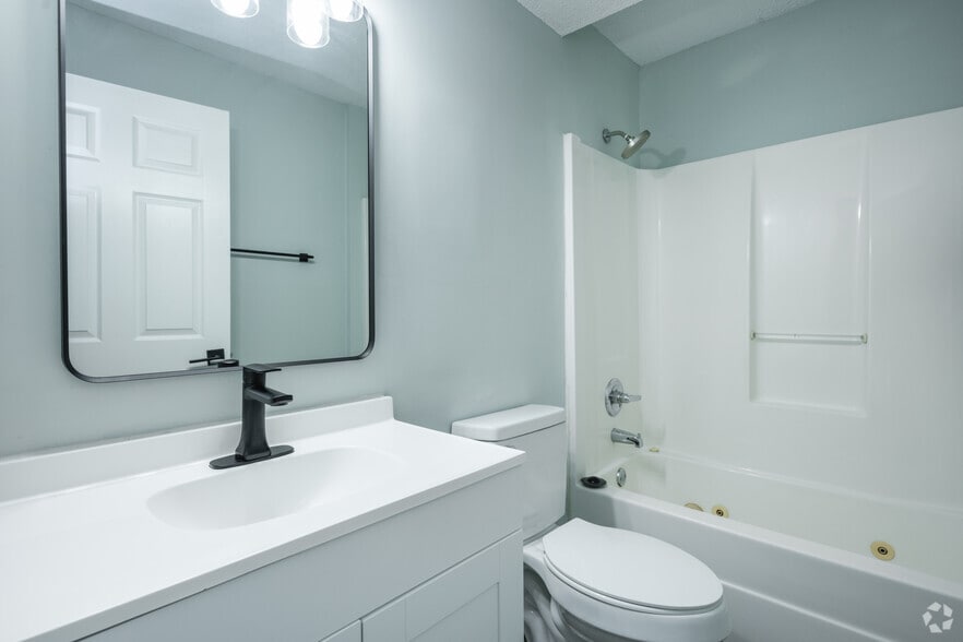 More Photos Of 122 Wendy Hill Way, Piedmont Apartments For Sale