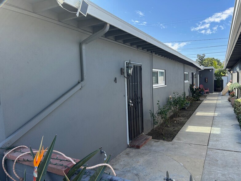 More Photos Of 403 N Harbor Blvd, Anaheim Apartments For Sale