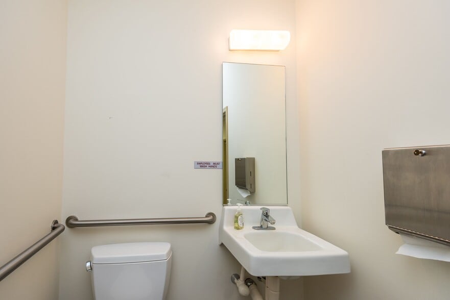 More Photos Of 3900 Mechanicsville Rd, Doylestown Loft Creative Space For Sale