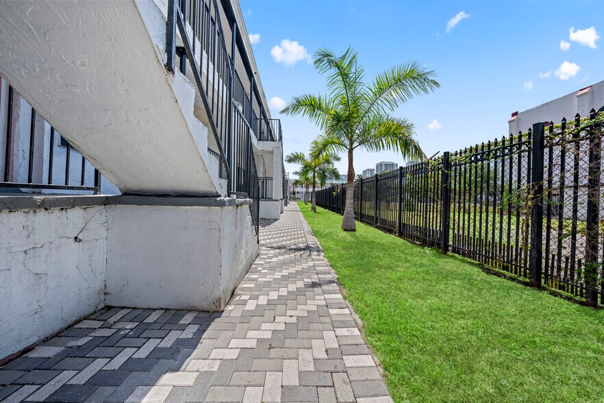 More Photos Of 1829 NW 2nd Ct, Miami Multifamily For Sale