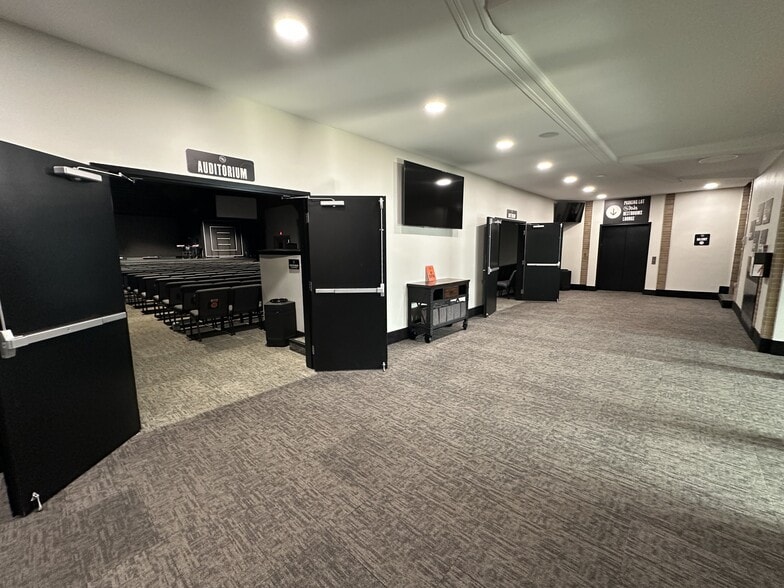 More Photos Of 1642 S 77th St, West Allis Religious Facility For Sale