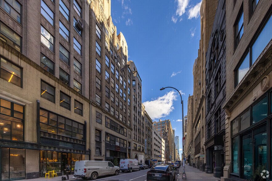 More Photos Of 243 W 30th St, New York Office For Lease