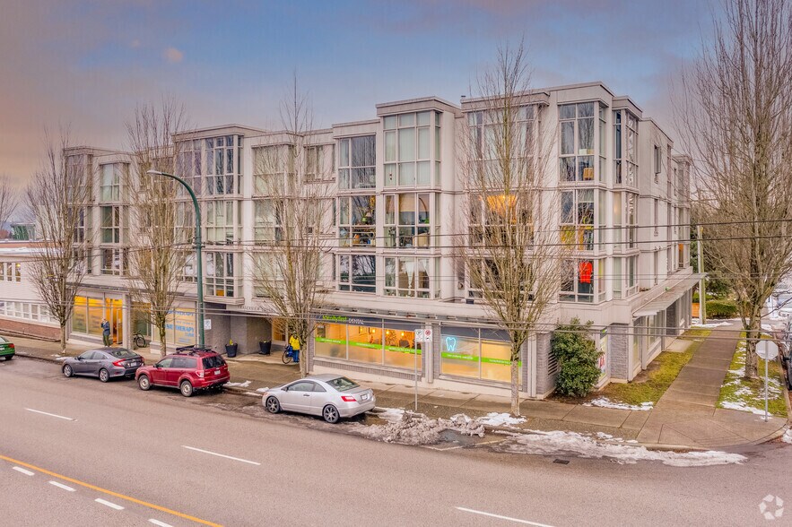 Primary Photo Of 4838 Fraser St, Vancouver Apartments For Sale
