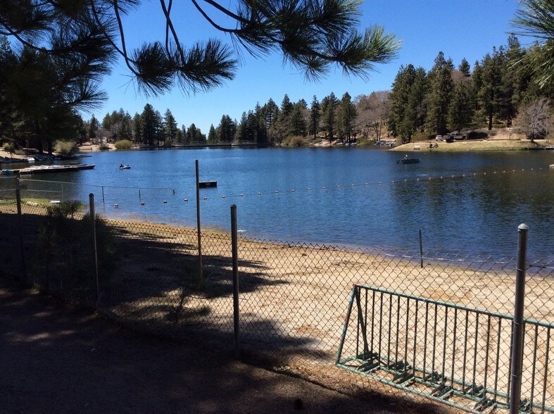 More Photos Of 33257-33271 Green Valley Lake Rd, Green Valley Lake Freestanding For Lease