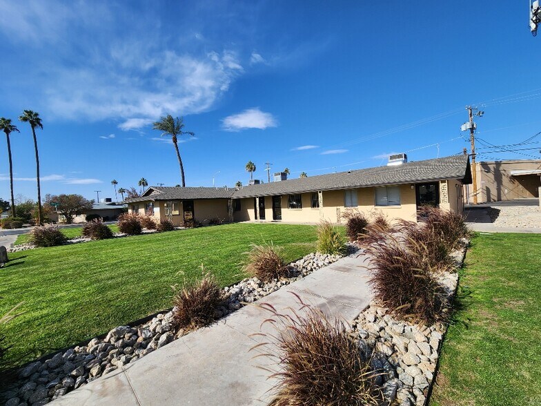 More Photos Of 10820 W Oakmont Dr, Sun City Office For Lease
