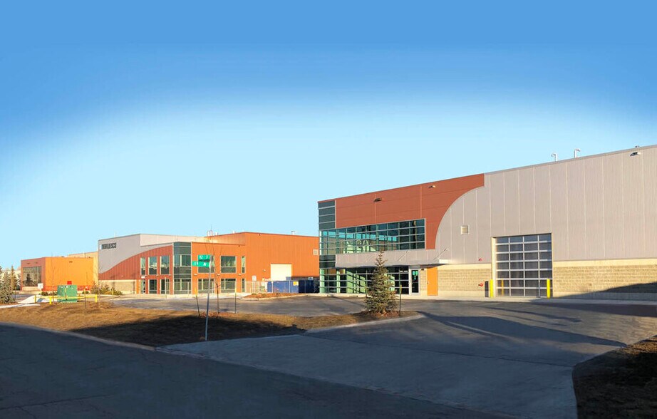 More Photos Of 11921 152 St NW, Edmonton Manufacturing For Lease