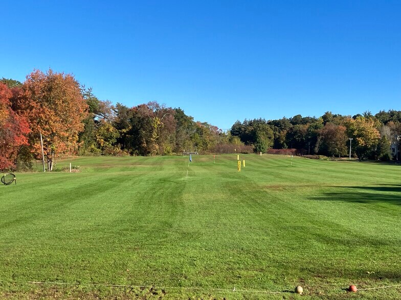 More Photos Of 20 Copper Hill Rd, East Granby Golf Course Driving Range For Sale