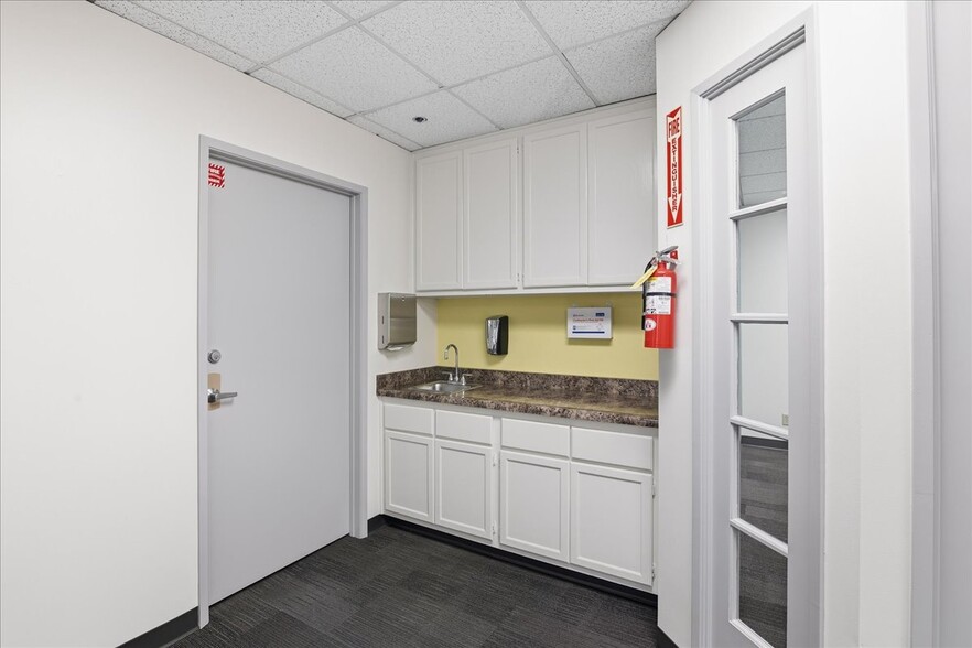 More Photos Of 12 Mauchly, Irvine Office Residential For Sale