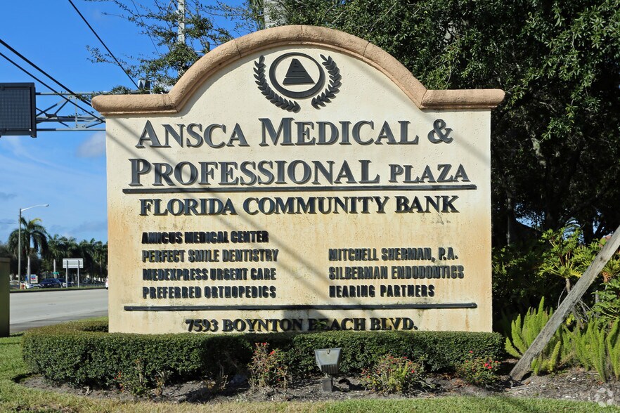 More Photos Of 7593 W Boynton Beach Blvd, Boynton Beach Medical For Lease