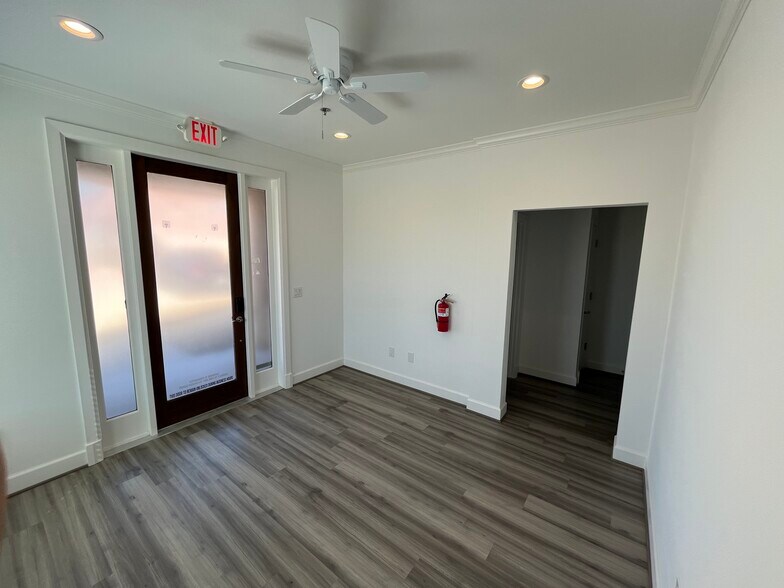 More Photos Of 400 Stonebrook Pky, Frisco Office For Sale