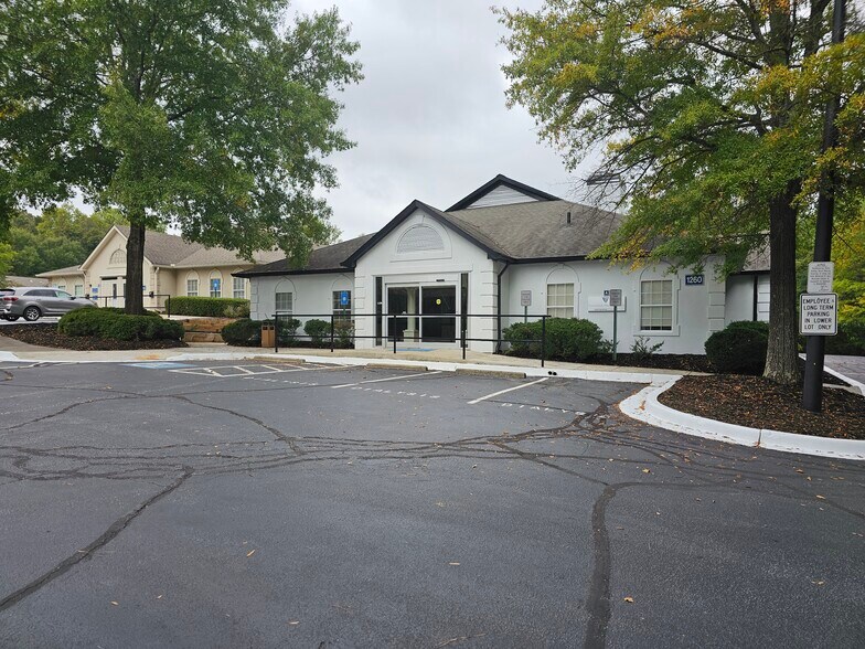 More Photos Of 1260 Upper Hembree Rd, Roswell Medical For Sale