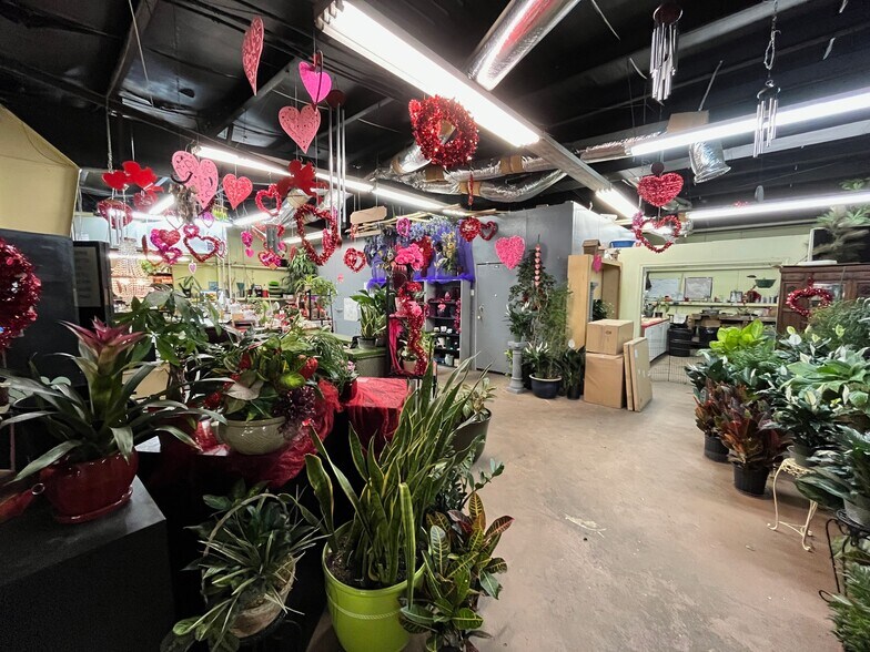 More Photos Of 1818 Waugh Dr, Houston Warehouse For Sale