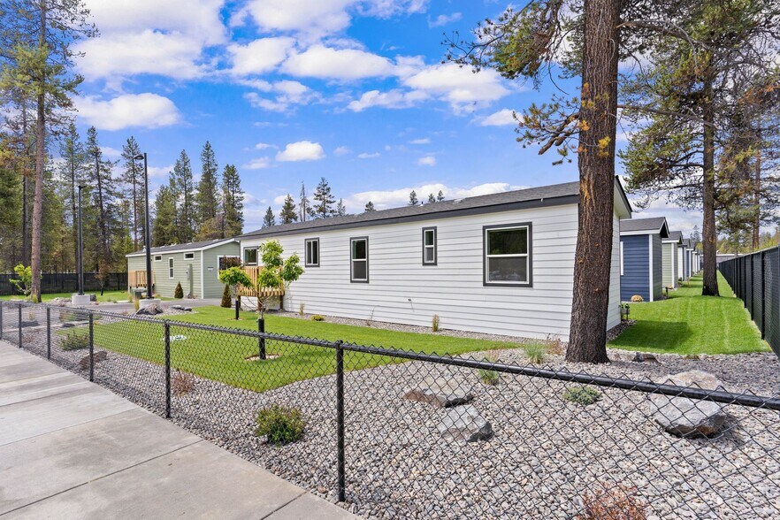 More Photos Of 52663 Drafter Rd, La Pine Manufactured Housing Mobile Home Park For Sale