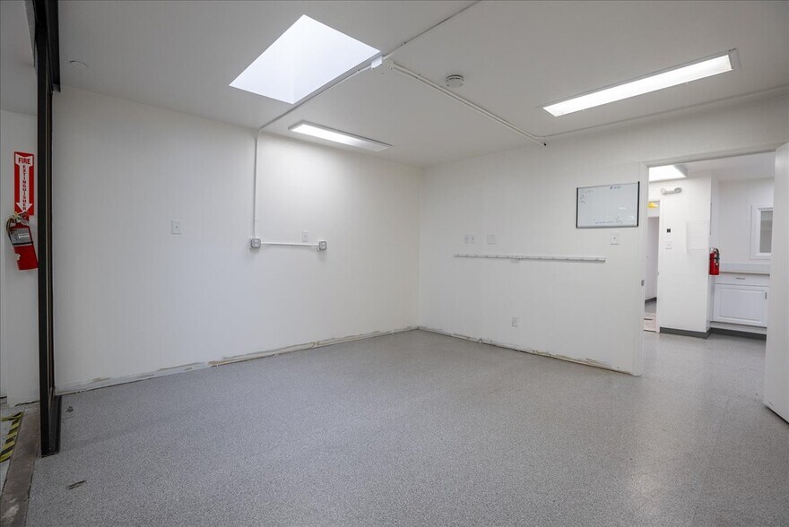 More Photos Of 1050 Las Tablas Rd, Templeton Medical For Sale