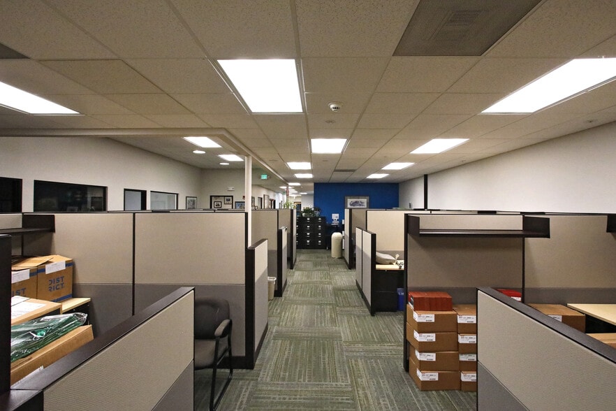 More Photos Of 3875 Atherton Rd, Rocklin Flex For Sale