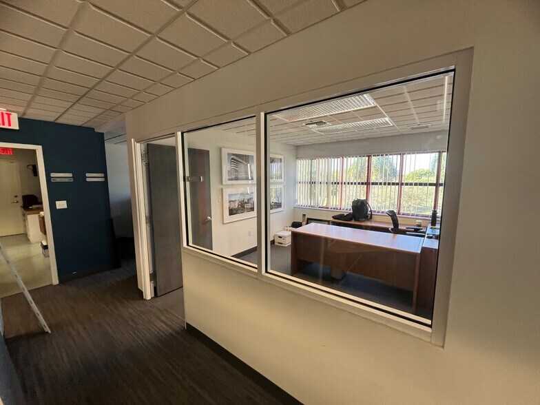 More Photos Of 888 S Andrews Ave, Fort Lauderdale Office For Lease