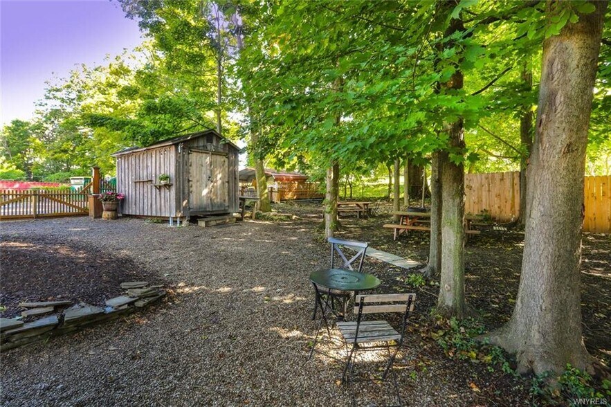More Photos Of 644 Oakwood Ave, East Aurora Restaurant For Sale