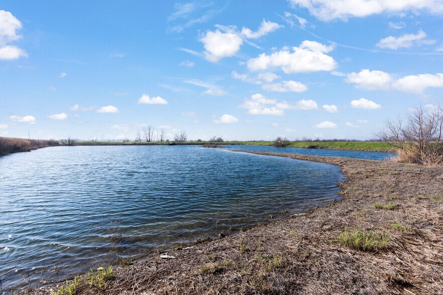 More Photos Of 2848 TX-81, Itasca Land For Sale