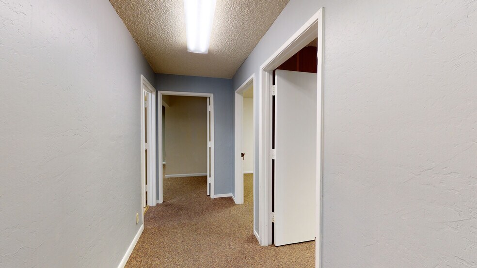 More Photos Of 1300 West St, Redding Office For Lease