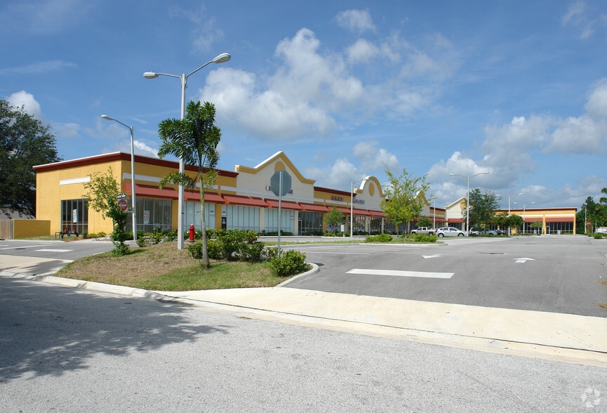 Primary Photo Of 2200-2272 W Columbia Ave, Kissimmee General Retail For Sale