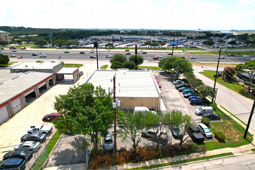 More Photos Of 12223 San Pedro Ave, San Antonio General Retail For Sale