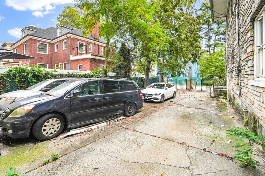 More Photos Of 8126 Austin St, Kew Gardens Land For Sale