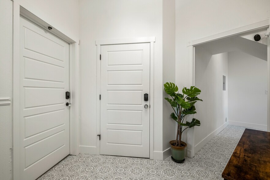 More Photos Of 214 Stewart St, Reno Apartments For Sale