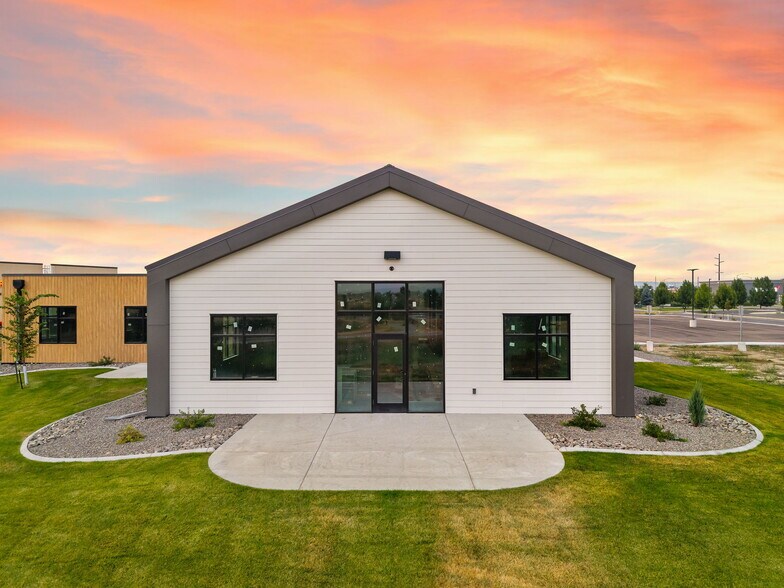 More Photos Of 4018 Montana Sapphire Dr, Billings Office For Sale