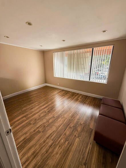 More Photos Of 1140 Fairfax, West Hollywood Medical For Lease