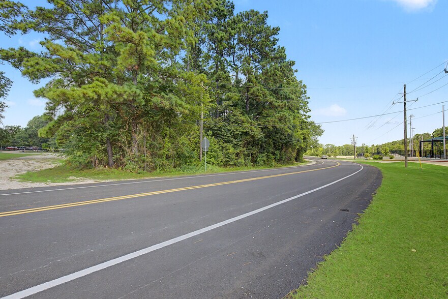 More Photos Of TBD Martin Luther King Drive, Huntsville Land For Sale