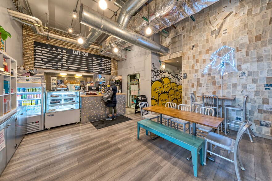 More Photos Of 1375-1373 N Milwaukee Ave, Chicago Storefront Retail Residential For Sale