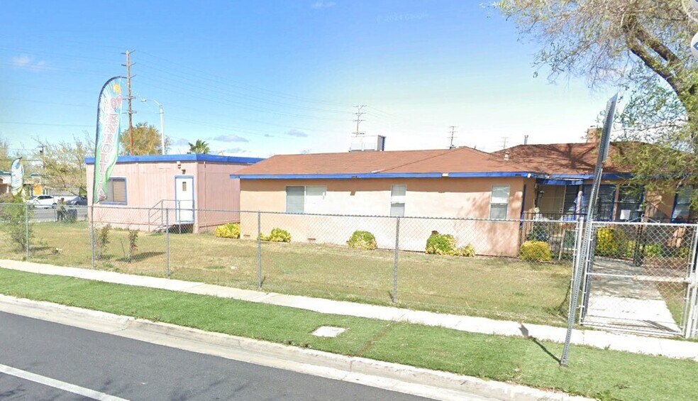 More Photos Of 933 W Newgrove St, Lancaster Specialty For Sale