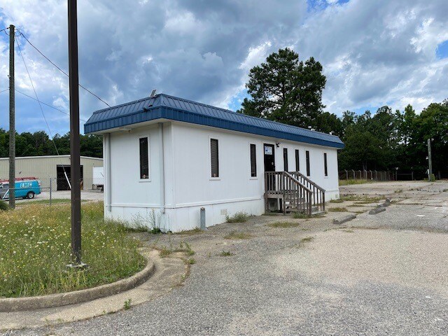 More Photos Of 9725 Express Ln, North Chesterfield Land For Lease