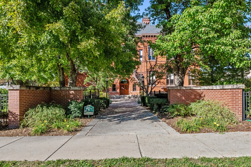 More Photos Of 1420 Ogden St, Denver Office For Sale