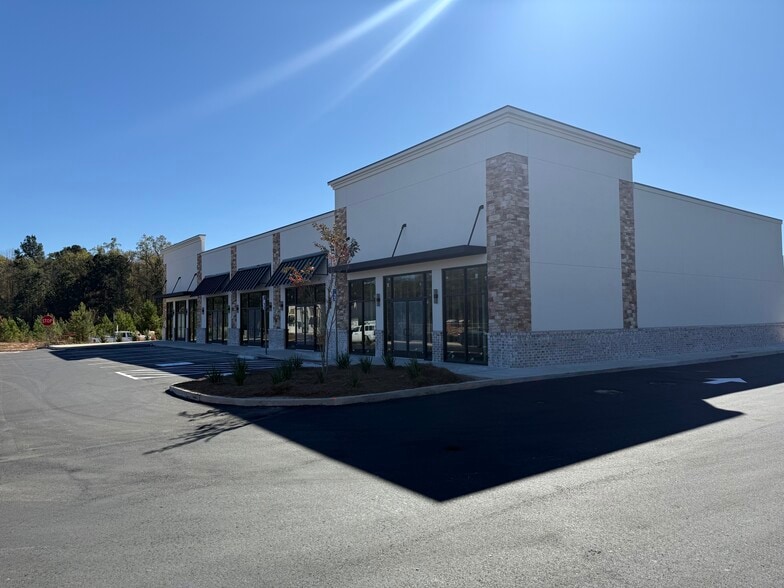 More Photos Of 608 Towne Park Loop, Rincon Restaurant For Lease
