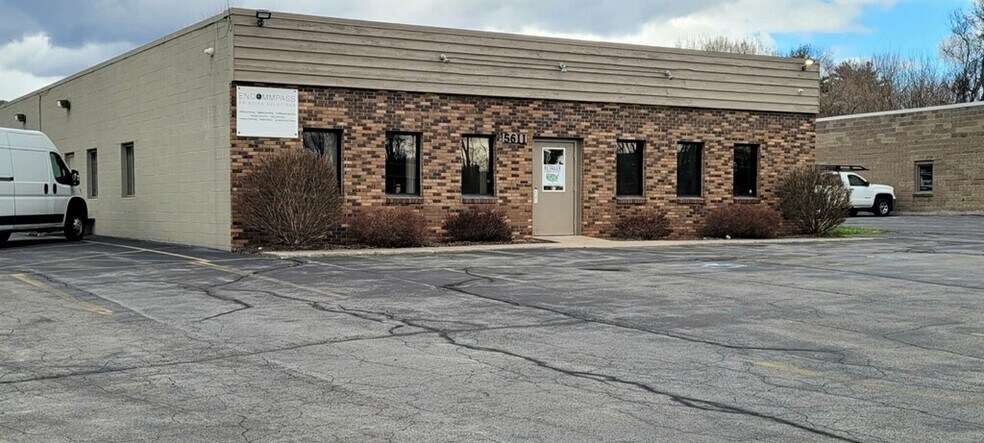 Primary Photo Of 5611 Business Ave, North Syracuse Flex For Lease