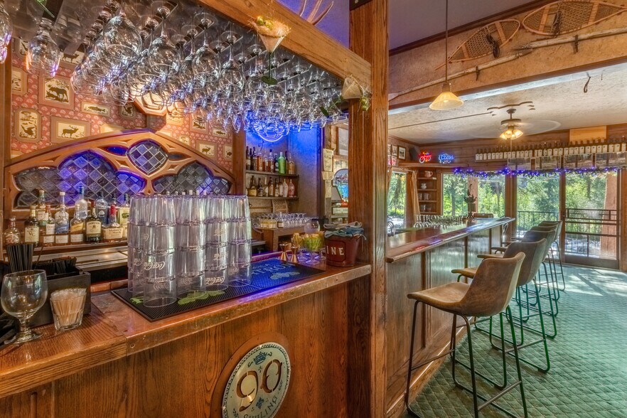 More Photos Of 210 Rapids Ln, Grand Lake Restaurant For Sale