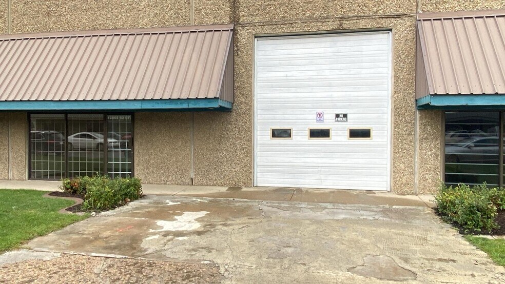 More Photos Of 52 129 Av NW, Edmonton Industrial For Lease