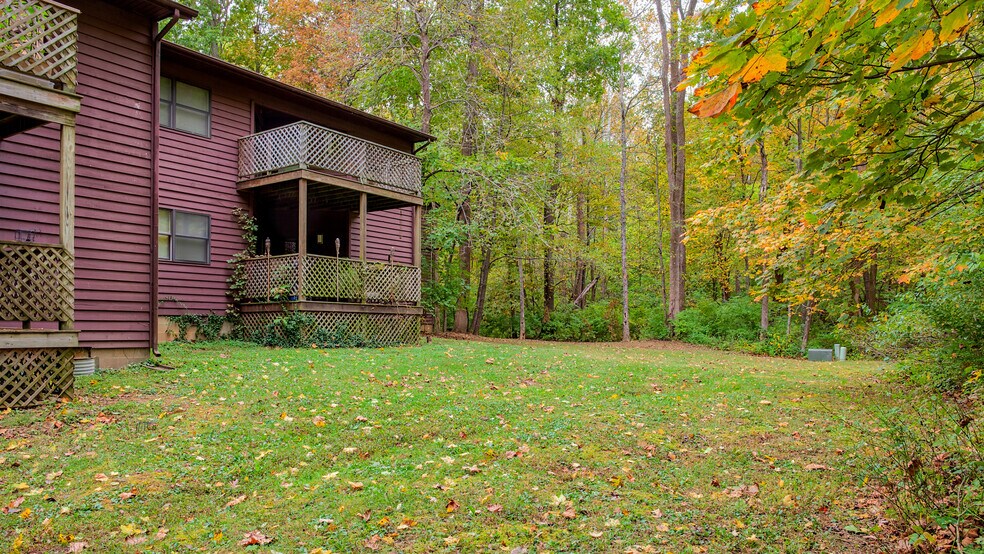 More Photos Of 1533 Arbors Ln, Bloomington Apartments For Sale