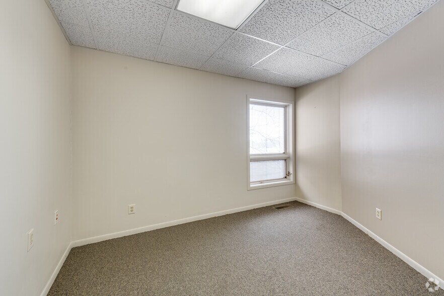 More Photos Of 5380 Holiday Ter, Kalamazoo Office For Sale