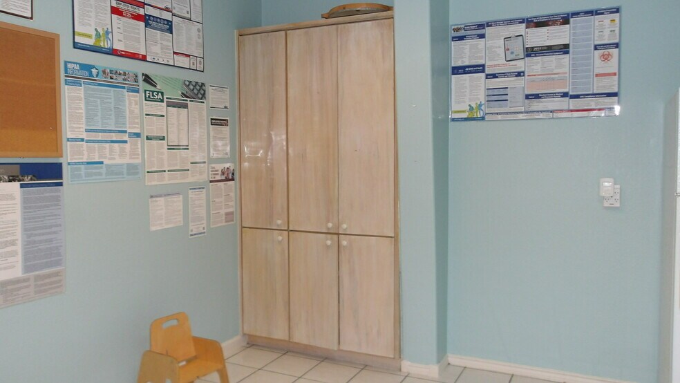 More Photos Of 505 Texas 100, Port Isabel General Retail For Sale