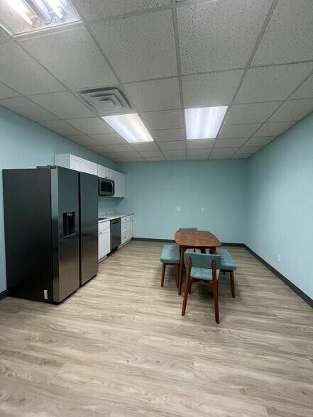 More Photos Of 2600 K Ave, Plano Office For Lease